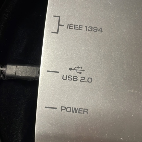 Plextor PX-716UF 16x USB-2.0 Dual-Layer External DVD±RW Drive with USB - Picture 2 of 11